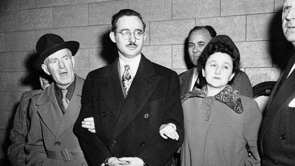 Các con số trong sách phải ngẫu nhiên, và vì chiến tranh đang xảy ra, khối lượng tin nhắn được gửi đi đòi hỏi chính phủ phải in một lượng lớn sách. Các cuốn sách đã được tái bản, đôi khi được tái sử dụng bởi các nhà khai thác không hoặc không thể có được những quyển sách mới, và vào cuối chiến tranh, đã được tái sử dụng ngày càng nhiều. Vì nguồn sách hạn chế, Venona đã lần ra mật mã, vạch rõ chân tướng Klaus Fuchs và Julius Rosenberg.