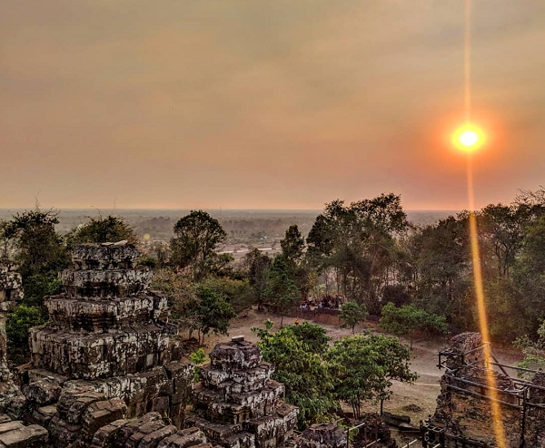 Trong suốt lịch sử, 108 luôn là một con số được đánh giá cao, và là sợi dây kết nối thế giới cổ xưa với thế giới hiện đại. Có lẽ đó là con số tốt lành nhất, 108 cũng là số mũi khâu trên bóng chày.