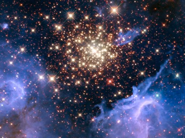 Vì vậy có thể thiên hà chứa Trái Đất - Milky Way có khả năng chứa đầy các cấu trúc bong bóng tương tự.