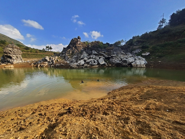 'Tuyệt tình cốc' ở chân trời Tây Bắc - Hình 6 'Tuyet tinh coc' o chan troi Tay Bac-Hinh-6