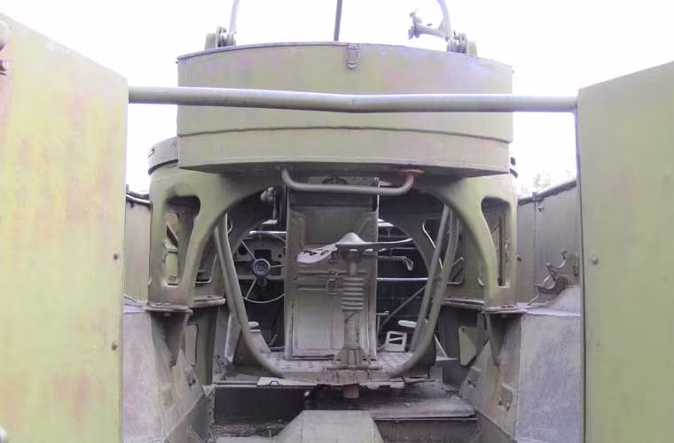 “Nội thất” pháo phòng không tự hành AM đã tham gia bảo vệ đơn vị tên lửa ra quân đánh thắng trận đầu ngày 24/7/1965.