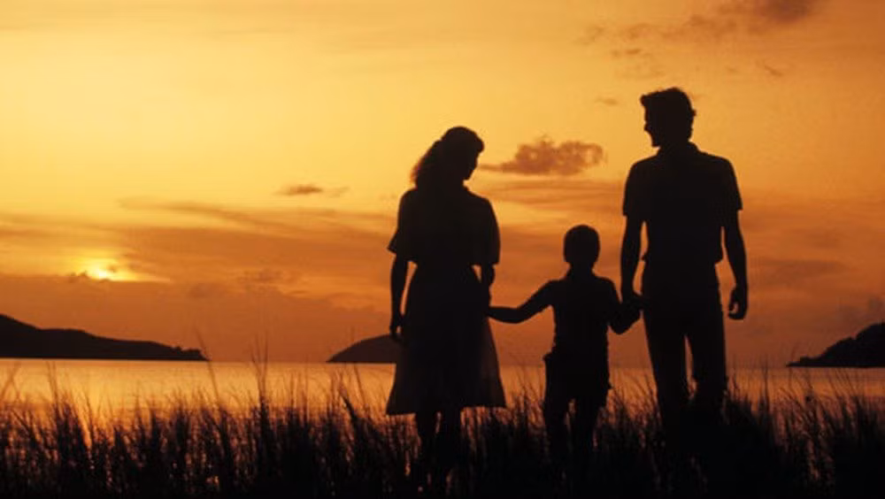 Dung mai tim hanh phuc tuong lai ma quen vun dap hien tai