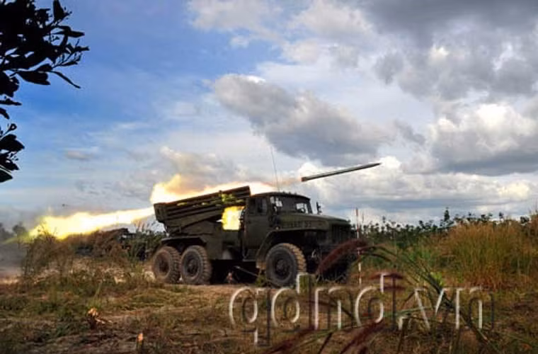 Tuy vậy, hiện nay các phiên bản Grad của Nga đã được tăng tầm với các loại đạn hỏa tiễn mới có tầm bắn đến 30km (đạn 9M218) hoặc 40km (đạn 9M521). Có lẽ khả năng của đạn hỏa tiễn tăng tầm của Việt Nam cũng có thể dựa trên những mẫu đạn này. Nguồn ảnh: QDND