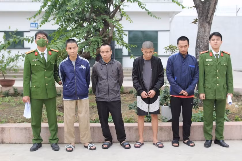 Nghe An: Thao bien so xe “cuop giat” tai san cua nguoi di duong