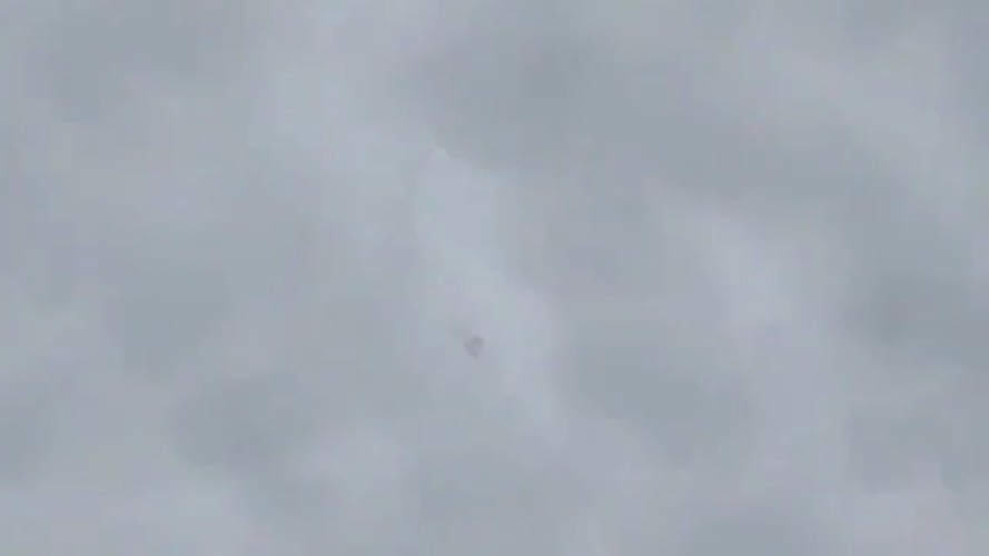 Vấn đề cuối cùng cần quan tâm chính là quả tên lửa vác vai được bắn lên là loại gì, tuy nhiên đoạn video chưa cung cấp đủ thông tin chi tiết để đi tới kết luận chính xác.