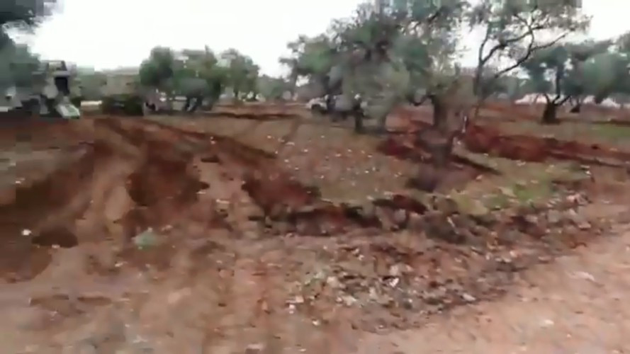 Đầu dò của tên lửa Yerli ngoài nhận biết tia hồng ngoại thông thường thì nó còn bắt được cả tia tử ngoại (tia UV), khiến mọi biện pháp đối kháng của máy bay do Nga sản xuất đều vô tác dụng.