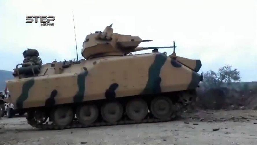 ACV-15 có trọng lượng tổng thể khoảng 14 tấn, dài 5,56m, rộng 2,9m, cao 2,97m. Xe được bọc giáp thép thông thường với cấp độ bảo vệ toàn thân chống đạn 7,62mm, riêng giáp trước có thể chống được đạn xuyên giáp 14,5x114mm.