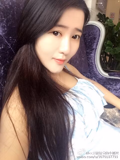 Thiếu nữ 9X trở nên nổi tiếng trong cộng đồng mạng thời gian gần đây nhờ khuôn mặt mang nhiều giống Phạm Băng Băng.