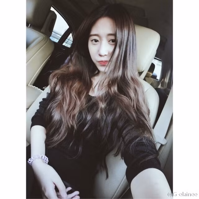 Nữ du học sinh Trung Quốc đã thu hút sự quan tâm của cư dân mạng thời gian gần đây với những bức ảnh "tự sướng" đẹp mê hồn.