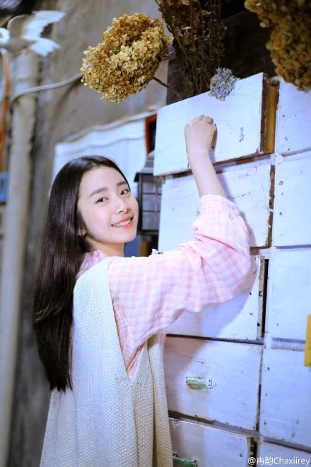 Hồn nhiên và nhí nhảnh.