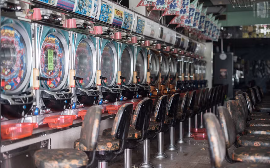 Khu giải trí không một bóng người.