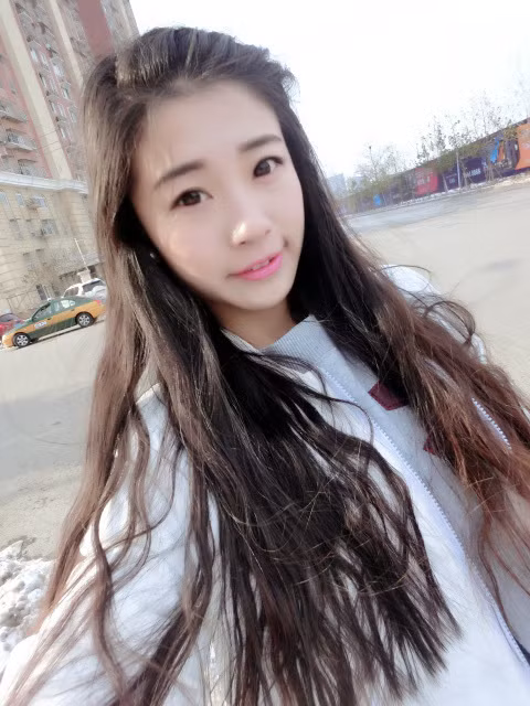 Nét nhí nhảnh, hồn nhiên của nữ sihn 9X.