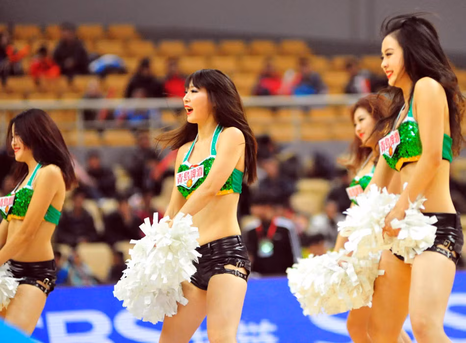 Yang rất đam mê nghề của mình và hy vọng sẽ mang đến những màn trình diễn ấn tượng nhất cho khán giả.