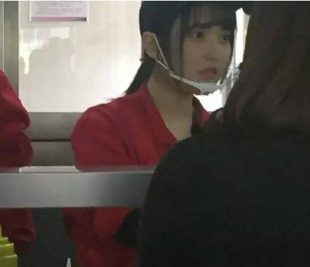 “Đây là một công việc bán thời gian. Tôi thực sự bất ngờ mình lại trở nên nổi tiếng trên mạng”, Li cho biết.