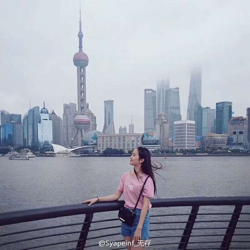 Cô mong muốn một ngày bào đó sẽ trở thành một nữ diễn viên nổi tiếng ở Trung Quốc như Phạm Băng Băng.