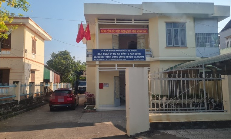 Lâm Đồng: Công ty Tuấn Lợi, 1 năm trúng 18 gói thầu tại Đạ Huoai - Hình 2 Lam Dong: Cong ty Tuan Loi, 1 nam trung 18 goi thau tai Da Huoai-Hinh-2