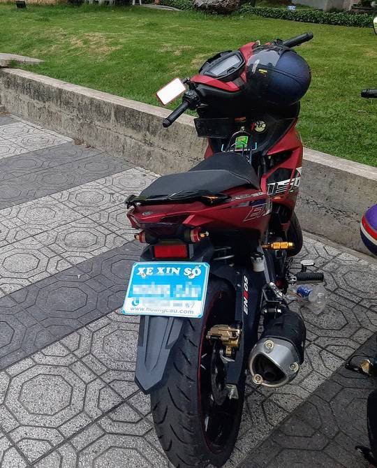 Nguoi to CSGT Tan Son Nhat doi 6,2 trieu bi 