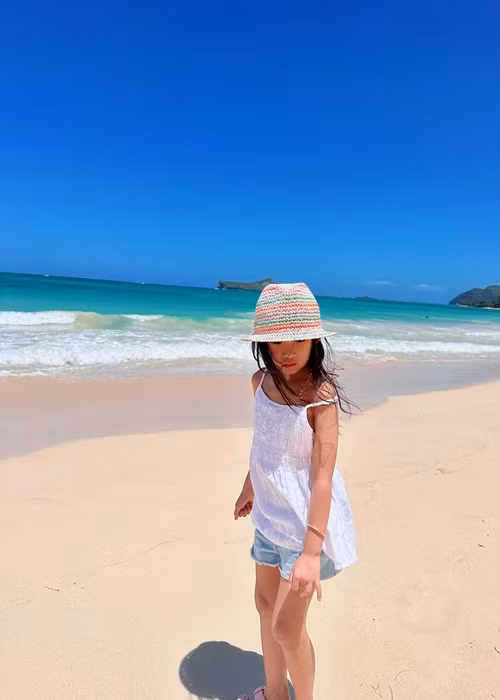 Theo Yến Phương, hiện tại, bé Phoebe có chiều cao 1m2.