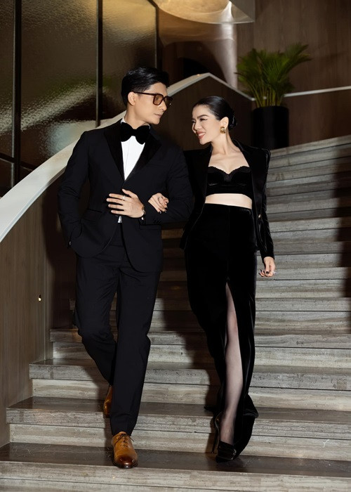 Hơn 3 năm yêu nhau, Lệ Quyên và bạn trai vẫn dính như sam.