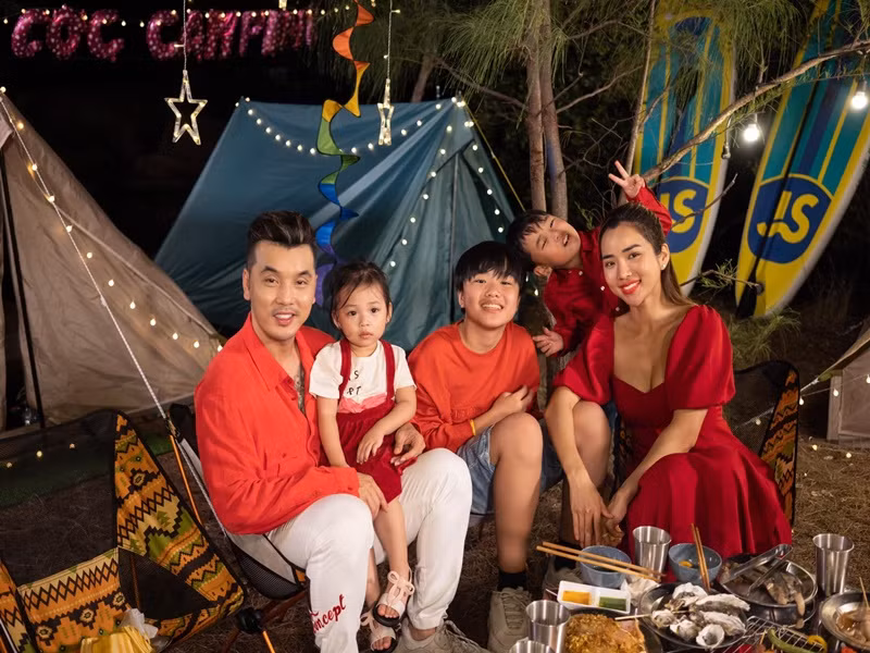 Cặp đôi có hai con chung: Bé Nguyễn Quốc Minh sinh năm 2016 và Nguyễn Ngọc Minh Hà sinh năm 2019.