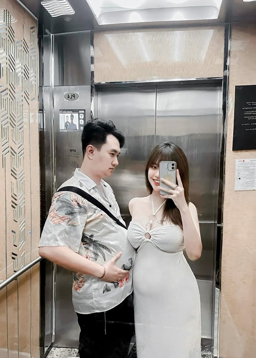 Diễm Quỳnh chia sẻ, khi cô mang bầu, Anh Tuấn nghỉ đóng phim để tập trung chăm sóc hai mẹ con. Nhiều lúc Diễm Quỳnh nóng tính, giận dỗi vu vơ nhưng biết tâm lý bà bầu, Anh Tuấn luôn chiều chuộng vợ.