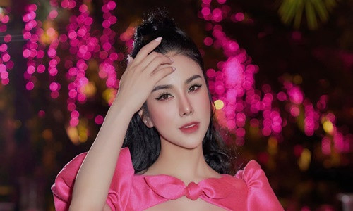 Diep Lam Anh phan ung gi khi bi me chong cu che trach?