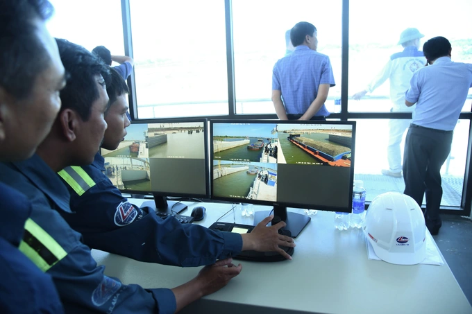 Công trình kênh đào gồm một nhà điều hành, camera giám sát và hệ thống loa thông báo. Sắp tới, Ban quản lý dự án Đường thủy sẽ bàn giao công trình để Cục Đường thủy Việt Nam chịu trách nhiệm quản lý, vận hành.