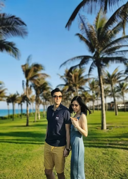 Năm 2012, MC Tuấn Tú làm đám cưới với Thanh Huyền. Cô dâu xuất thân là con gái của một tướng lĩnh trong ngành công an. Trong cuộc phỏng vấn với Vietnamnet, Tuấn Tú cho biết, bà xã làm việc ở Bộ ngoại giao.