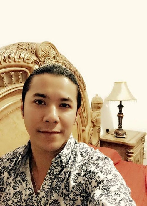 Trước khi định cư ở Mỹ, Kasim Hoàng Vũ thường bay về giữa Việt Nam và Mỹ để tiện cho công việc cũng như dành thời gian cho người yêu. “Nếu chúng tôi quá bận với công việc riêng thì tôi sẽ cố gắng sắp xếp một chuyến nghỉ dưỡng, du lịch cho cả hai có thời gian riêng cho nhau”, anh nói. Ảnh: Khám Phá.