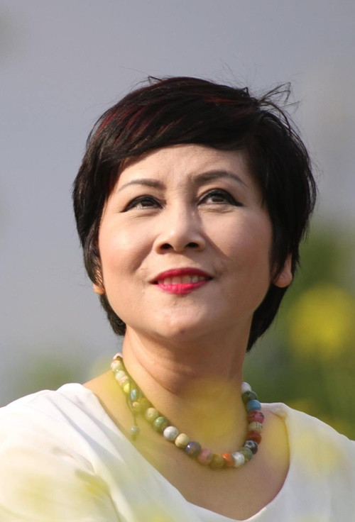 Sợi dây chuyền của nghệ sĩ Minh Hằng trị giá 100 triệu đồng. Sau khi sự việc xảy ra, nữ diễn viên đã báo công an. Ảnh: FBNV.