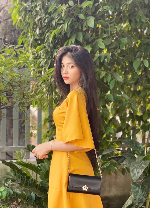 Mẹ của nàng hậu đặt tên cho con gái Minh Kiên để mong con luôn mạnh mẽ vượt qua những khó khăn. Ảnh: FBNV.