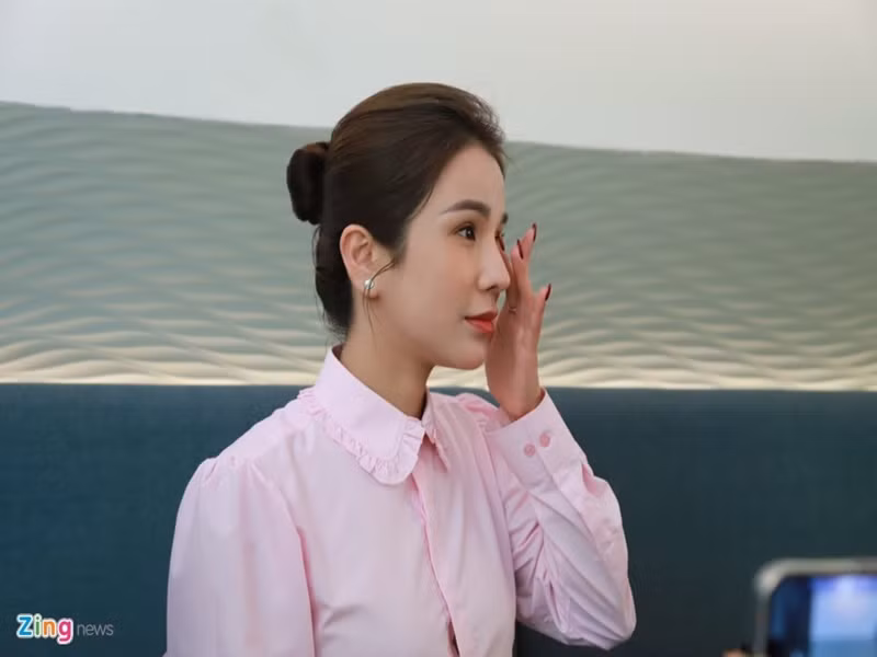 Diệp Lâm Anh và chồng cũ hiện tại không thể nói chuyện được với nhau. Ảnh: Zing.