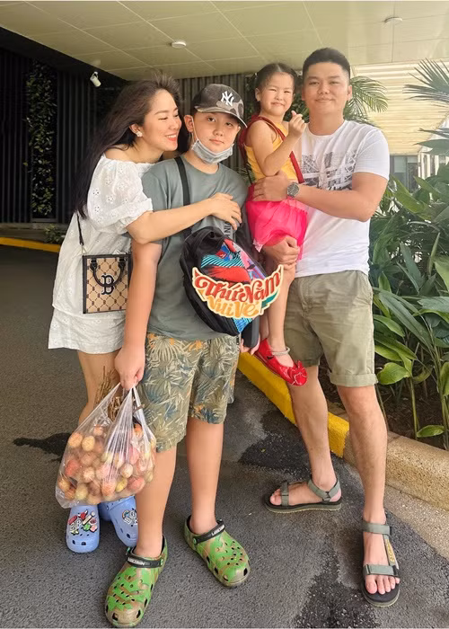 Mới đây, nữ diễn viên chia sẻ, ước mơ của cô chính là gia đình êm ấm và sự nghiệp ổn định.