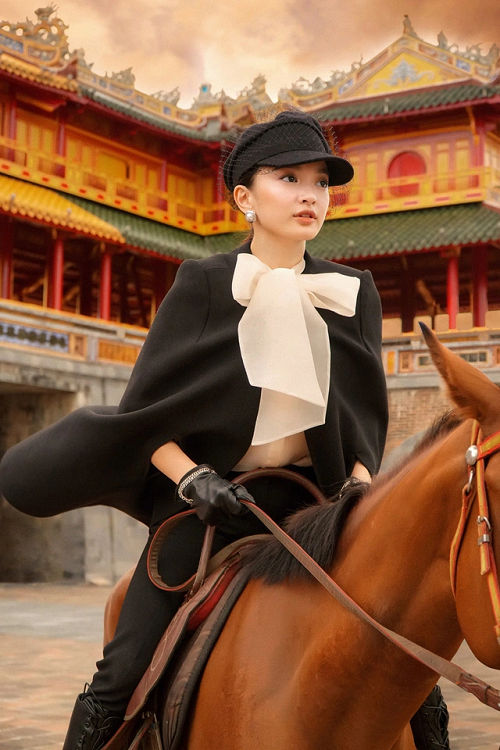 Trong Tiệc trăng máu và Gái già lắm chiêu V, Kaity Nguyễn được khen diễn xuất ngày càng chắc tay. Ảnh: VTV.