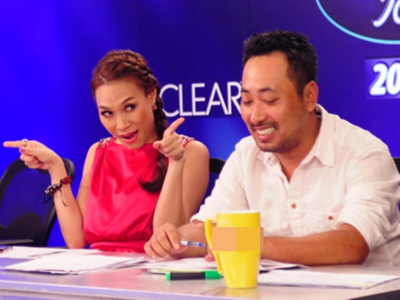 Trong cuộc phỏng vấn với Vietnamnet, nam đạo diễn cho hay: “Tâm là một người chân thành, chân thật đến mức dễ bộc phát. Tính nghệ sĩ, tính nhạy cảm của cô ấy rất cao, từ việc dễ xúc động đến dễ dỗi hờn. Tôi nghĩ đó là điểm mạnh của người nghệ sĩ. Nếu bạn để ý, nghệ sĩ nào có tính như vậy thường hát rất cảm xúc”. Ảnh: Dân Việt.