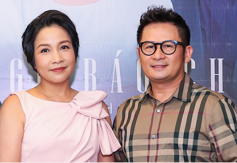 Về chuyện tình cũ, Mỹ Linh chia sẻ trên Người Lao Động: “Chuyện của mình và anh Bằng Kiều là tình cảm thơ ngây tuổi học trò, rất đẹp nhưng cũng không đậm sâu như những gắn bó sau này được”. Ảnh: Người Lao Động.