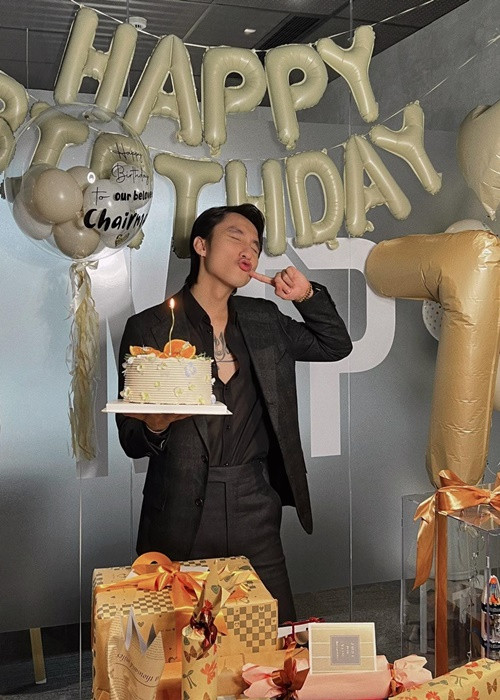 Son Tung M-TP don sinh nhat ben Hai Tu