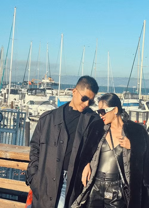 Lâm Bảo Châu có nhiều chuyến đi nước ngoài để hộ tống Lệ Quyên đi diễn, du lịch.