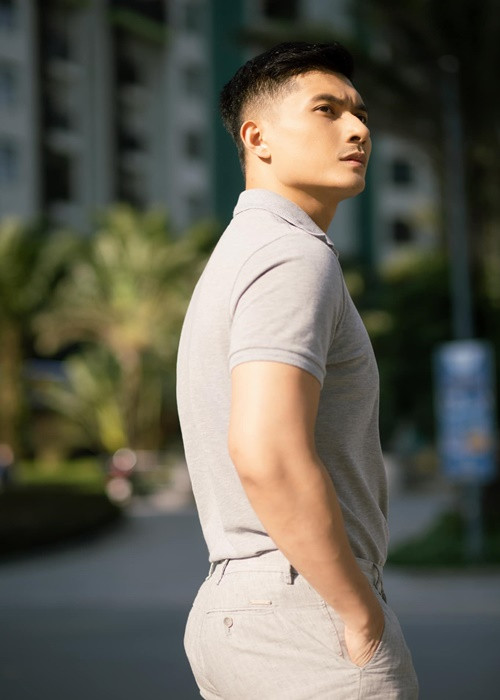 Lệ Quyên chia sẻ, ngoài việc đầu tư riêng, Lâm Bảo Châu còn làm phó giám đốc cân đối tài chính thu chi ở công ty của cô.