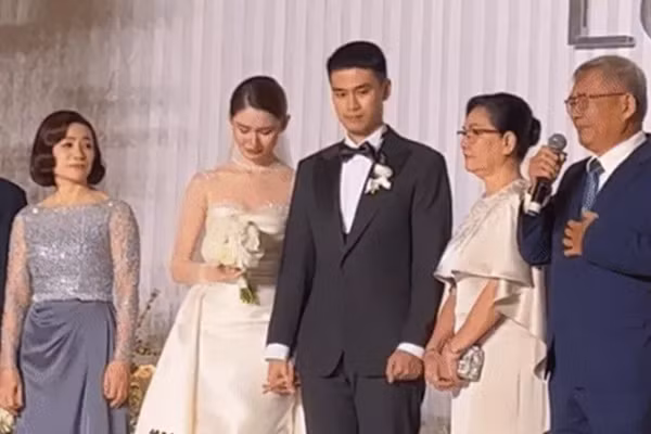 Trong hôn lễ kín tiếng của Á hậu Thùy Dung cùng chồng điển trai, mẹ chồng cô cũng tạo ấn tượng với khán giả bởi sự quan tâm tinh tế dành cho con dâu. Trong hôn lễ hôm ấy, chồng Á hậu cũng có nhắc đến mẹ của mình: "Ngay từ những ngày đầu tiên, anh đã nói với mẹ rằng con muốn ở bên cô gái này. Anh yêu em và muốn chăm sóc em cả cuộc đời".