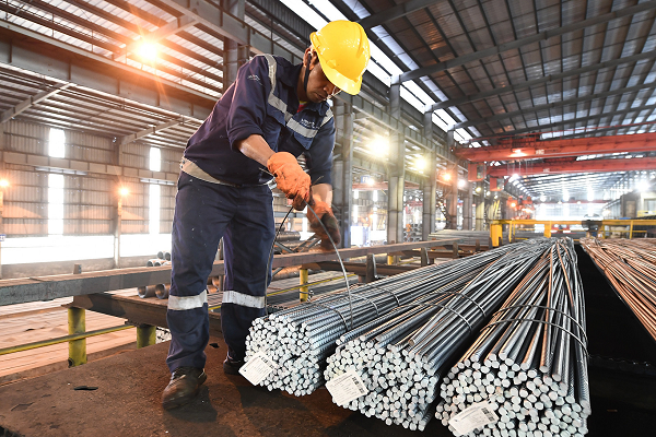 Da giam chua dut, thep mat gia 15 lan lien tiep