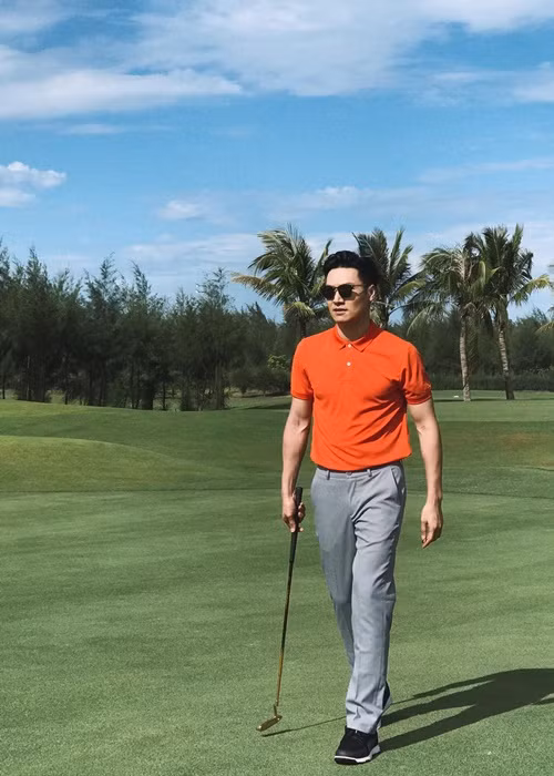 Mạnh Trường yêu thích bộ môn golf.
