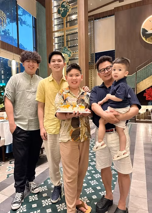 Trong cuộc phỏng vấn với VOV, Bằng Kiều cho biết, Beckam, Colin và Kenzi đều hiểu Benly còn bé nên Bằng Kiều dành thời gian cho Benly nhiều hơn.