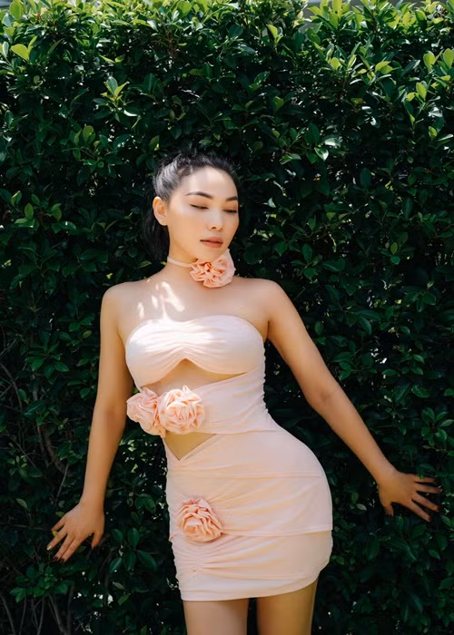 Quynh Thu song sang chanh sau on ao voi chong cu Diep Lam Anh