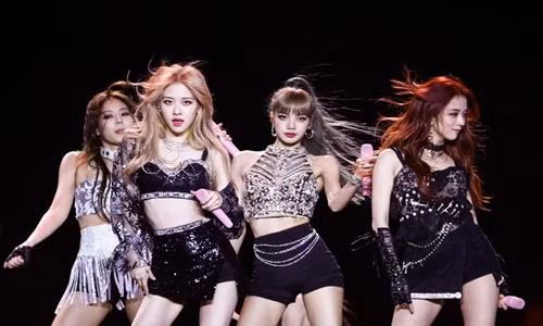 Tu concert BlackPink, the gioi tinh tien tac quyen am nhac the nao?