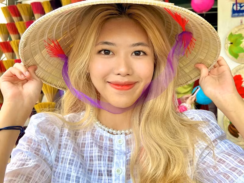 Trong cuộc phỏng vấn với Dân Việt, PiaLinh cho biết, cô từng là sinh viên khoa Piano Giao hưởng tại trường Cao đẳng Nghệ thuật Hà Nội. Ảnh: FBNV.