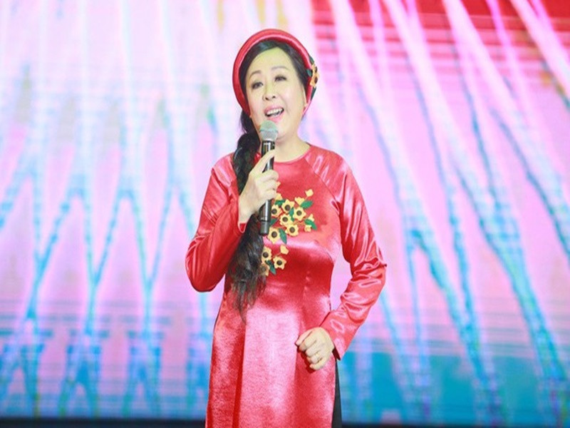 Chia sẻ với Báo Giao Thông năm 2022, nghệ sĩ Thu Hiền cho biết, bà vẫn chạy show khi nhận được lời mời. Ngoài ra, bà còn tham gia truyền nghề, giảng dạy thanh nhạc cho các thế hệ trẻ. Ảnh: Tiền Phong.