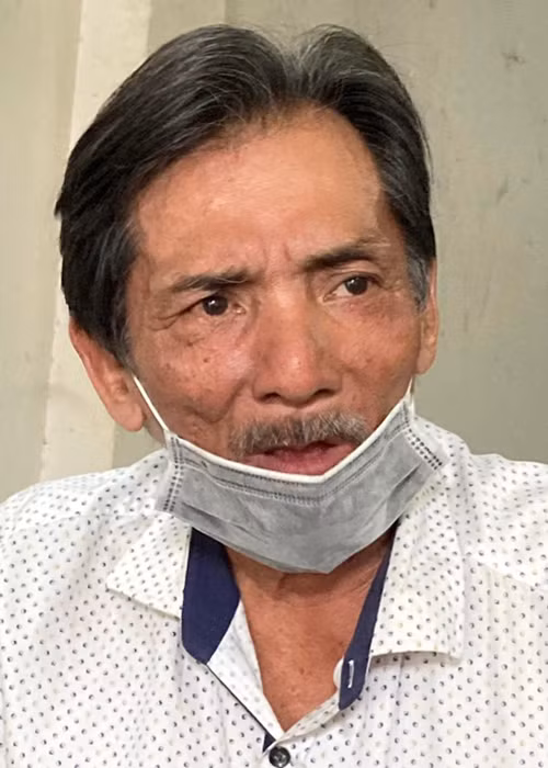 Chia sẻ trên Người Lao Động, diễn viên Thương Tín cho hay, ông thật sự mệt mỏi vì ồn ào. "Những chuyện thị phi này đang dần giết chết nhuệ khí của tôi. Tôi cũng thấy nản và không còn dám nghĩ đến chuyện chạy show nữa", ông nói. Ảnh: Người Lao Động.