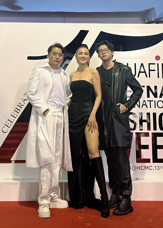 Quy tu cua sieu mau Anh Thu: Cao 1m84, san sang bao ve me-Hinh-2