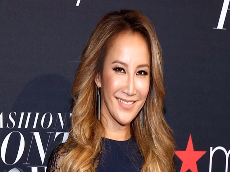 Năm 2014, khi bị đồn hôn nhân rạn nứt, vợ chồng “Mariah Carey của châu Á” phủ nhận. Ảnh: Vietnamplus.